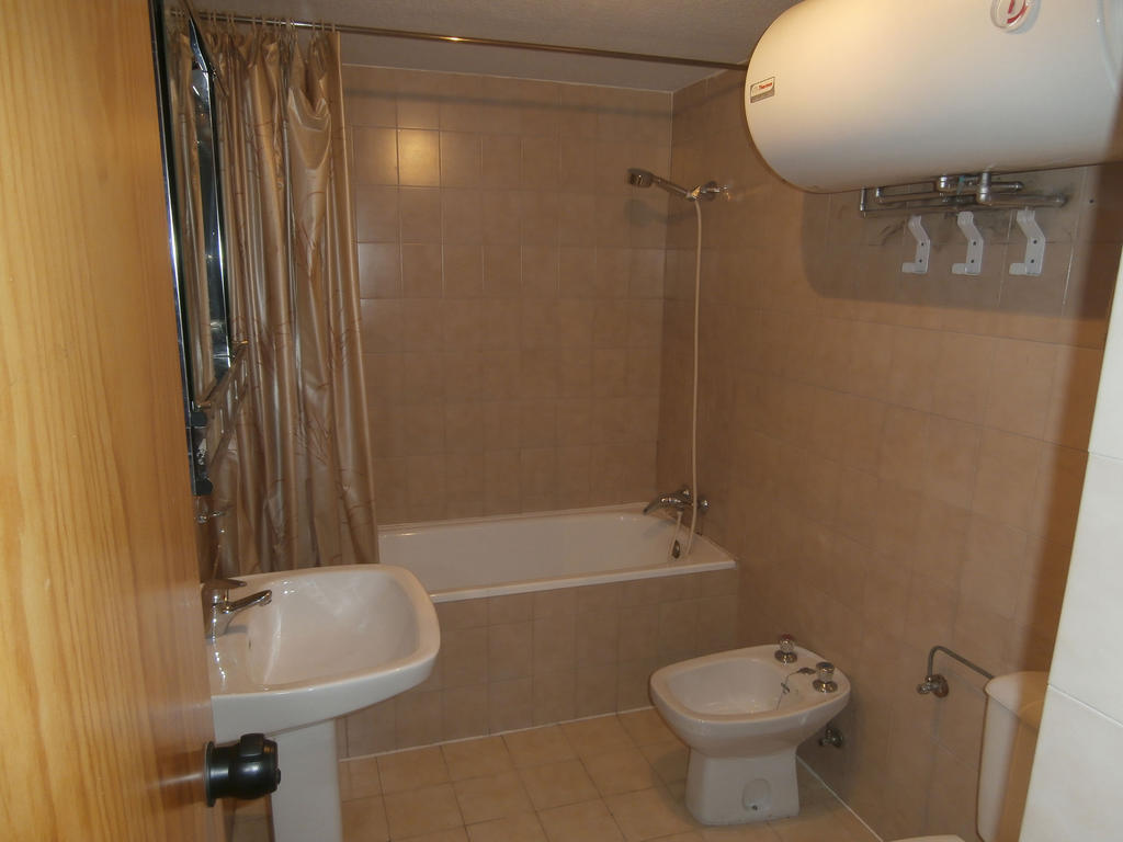 Apartamentos Mont Blanc Asn Sierra Nevada Oda fotoğraf