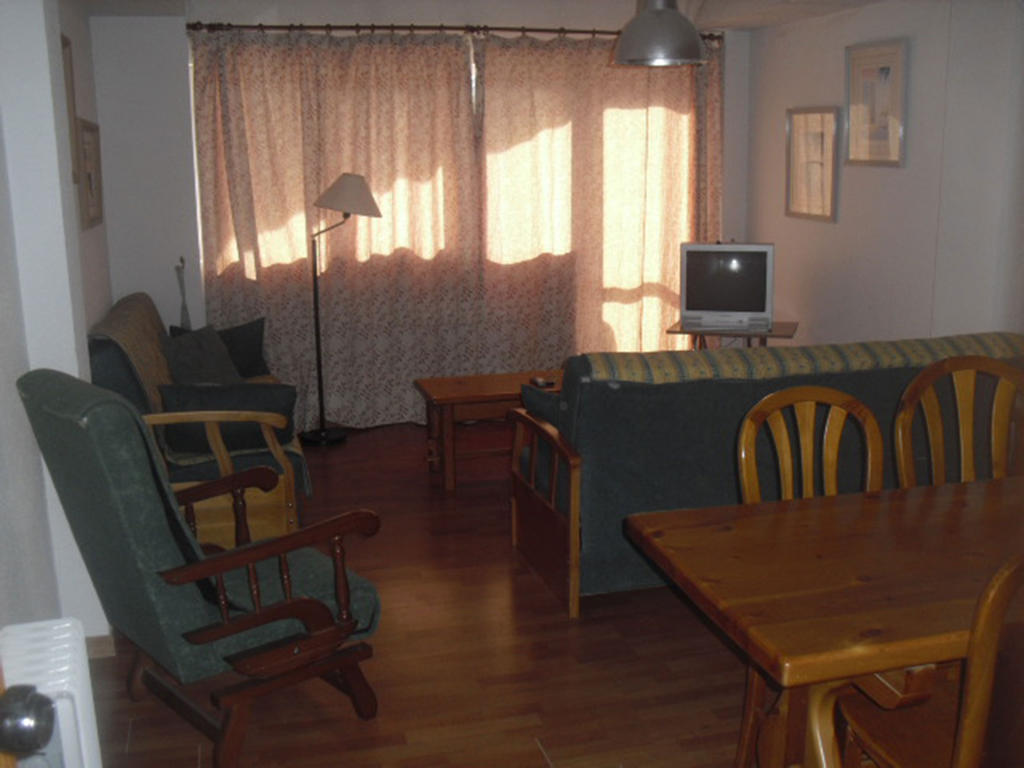 Apartamentos Mont Blanc Asn Sierra Nevada Oda fotoğraf